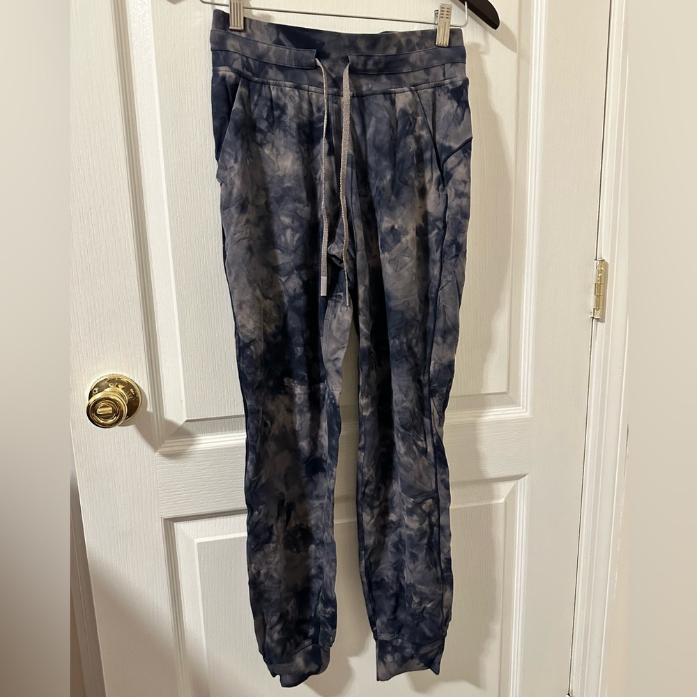 Lululemon ready to Rulu jogger